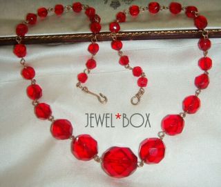 Vintage Art Deco Vivid Ruby Red Moulded Glass Crystal Bead Rolled Gold Necklace