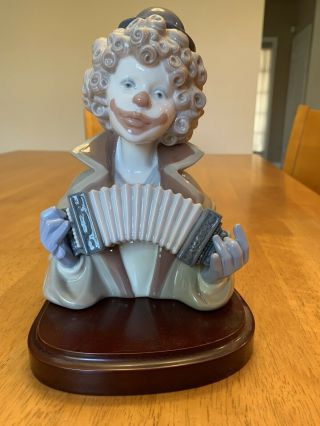 Lladro Circus Clown With Accordion 5585 Vintage W/base Missing Finger
