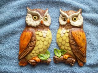 2 Vintage Lefton Ceramic Owl Wall Plaques Red Label Japan 382