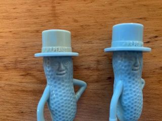 Set of 2 Vintage Salt And Pepper Shakers Blue Plastic Mr.  Peanut 3