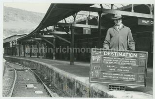 Isle Of Wight Ventnor Station & Destination Board Railway Photo,  C082