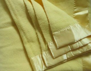 Vintage Chatham Full 100 Wool Blanket W Satin Trim Sunny Yellow 74x86 " Gorgeous