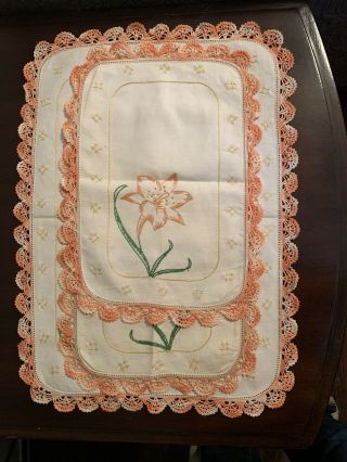 Vintage 3 Pc.  Dresser Scarf Set Pink/salmon Hand Embroidered Lilies