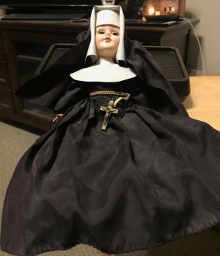 Vintage 12 " Catholic Nun Doll With Crucifix Sleepy Eyes Black Habit Plastic
