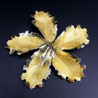 Vintage Gold Tone Textured Petals Metal Flower Pin Brooch Large 3 " X 3 " Floral