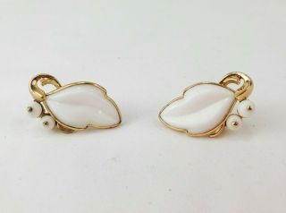 Vintage Jewelry Crown Trifari Earrings White Enamel Leaf Gold Tone Clip On