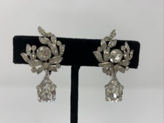 Signed Vintage Crown TRIFARI Rhinestone Drop Clip Earrings 2