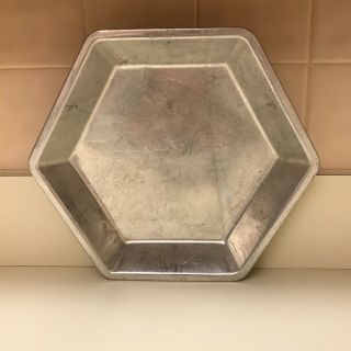 Vtg Hexagon 6 Sided Aluminum Pie Pan Dish Plate 9 X 11 1/4” Farmhouse Metal Pie