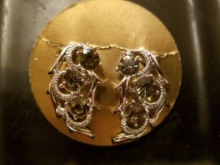 Vtg 1958 Sarah Coventry " Cool Surrender " Silver Tone Rhinestone Clip On Earrings