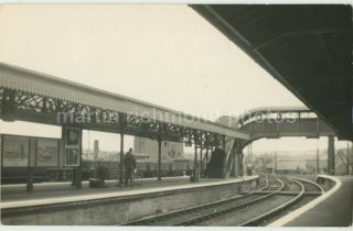 Isle Of Wight Newport Station Railway Photo,  C083