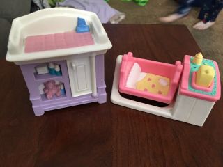 Vtg 1999 Fisher Price Loving Family Dollhouse Furniture Baby Crib Changing Table