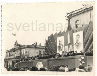 JOSEPH STALIN V.  Lenin Communist parade Soviet propaganda USSR vintage old photo 2