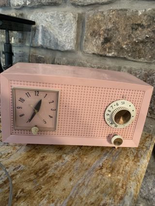 Nr Vintage Pink Ge Clock Radio 1950’s Mid Century Modern