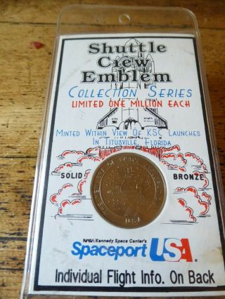 Nasa Commemorative Bronze Medal Shuttle Crew Emblem Kennedy Space Centre (pm)