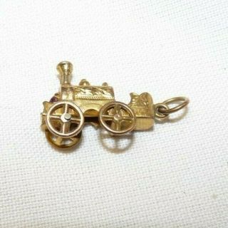 Vintage Yellow Gold Steam Train Charm With Red Stone Stamped 9ct 1.  2gm O16 J12