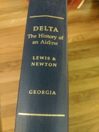 Delta The History Of An Airline Mayor Fort Lauderdale Virginia Young