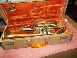 Vintage Getzen Trumpet With Hard Case