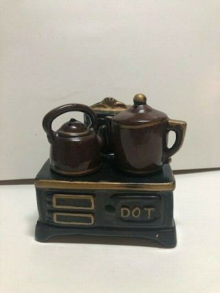 Vintage Dot Wood Stove W Coffee And Tea Kettle Salt & Pepper Shaker Set