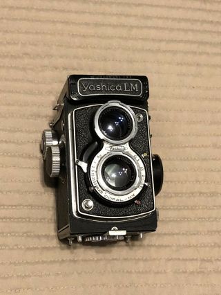 Vintage Yashica Lm Tlr Twin Lens Reflex Film Camera