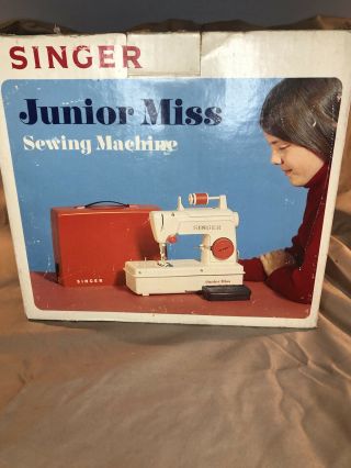 Vintage Singer Junior Miss Kids Childs Sewing Machine Toy W/ Pedal