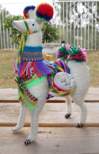 Peru Hand Made Alpaca Wool Llama Figurine With Pac 7 Inches 61438 2