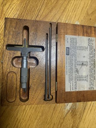 Vintage Lufkin No.  513 Depth Micrometer.  0 - 3” Range With 3” Base