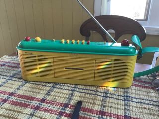 Vintage Sharp Am/fm Radio Qt - V40 (y) Yellow/green Stereo Cassette Recorder