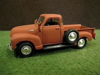 Diecast Vintage Pick Up Truck 3100 Awesome Matt Color 1:43