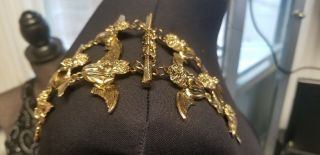 Vintage Ex - Large Ultra Craft Signed Gold Tone Shoulder Brooch Pin Angels Cherubs