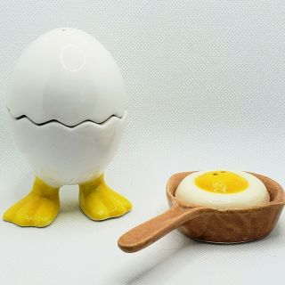 Bella Casa By Ganz Egg And Vintage Egg In A Frying Pan Salt And Pepper Shakers