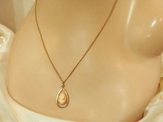 Very Pretty Vintage 70 ' s Hand Carved Shell Cameo Mellow Gold Tone Necklace 427s7 2