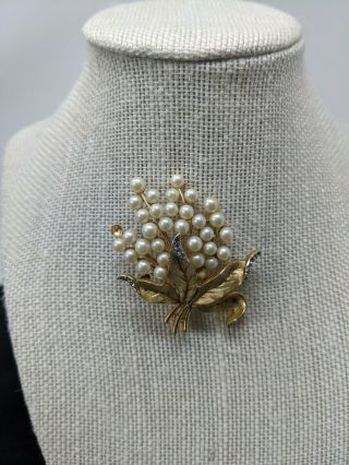 Vintage Crown Trifari Brooch - Gold Tone With Faux Pearls (one Pearl Missing)