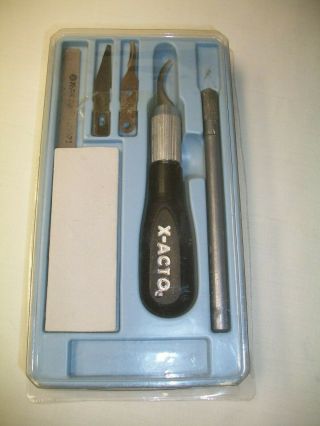 Vintage X - ACTO Carving Knife Set - Plastic Case 3
