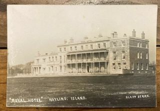 Royal Hotel,  Hayling Island,  Hampshire - Vintage Postcard.  Unposted