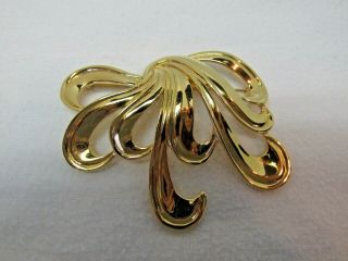 Stunning Vintage Large Monet Gold Toned Brooch 3 X 2.  5 Inches 36h