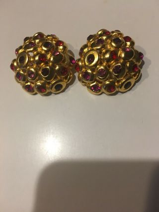 Vintage Signed Ben Amun Gold Tone Multi Color Rhinestones Round Clip On Earring