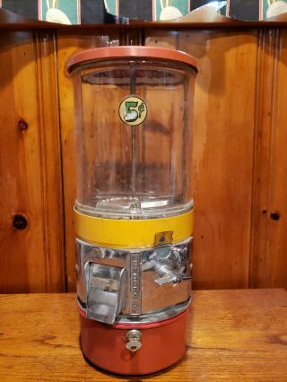 Vintage Vendorama 5 Cent Gumball Machine.  Broken Glass Dome