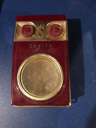 Vintage Maroon Zenith Royal 500 Deluxe Transistor Radio