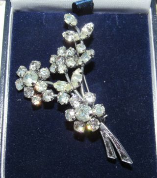 Vintage Jewellery Sparkling Clear Diamond Rhinestone Flower Brooch Shawl Pin