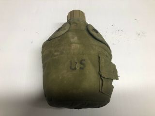 Vintage - 1973 - Military U.  S.  Army - Plastic Water Canteen With Cover & Belt Clip