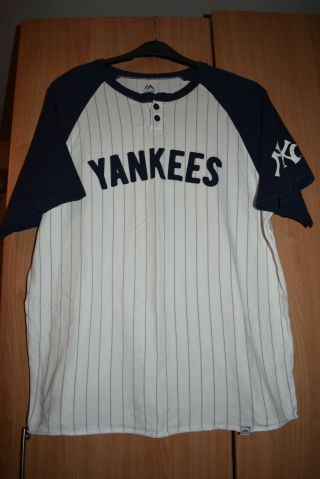 Majestic Vintage York Yankees Shirt Size On Tag Large Approx.  42 " Chest