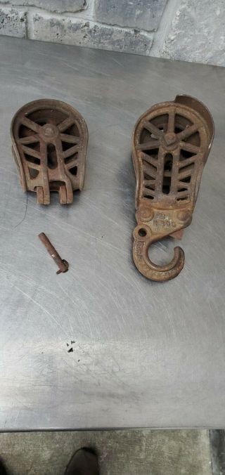Vintage Cast Iron Fe Myers & Bro Drop Pulley Part Of Barn Trolley 2 Of 2 H 308
