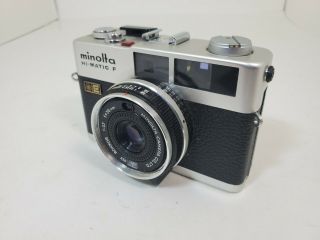 Vintage Minolta Hi - Matic F Camera and Case 3