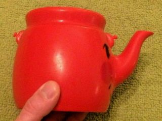 Vintage Tanda Toys Plastic Red Tea Pot Toy England Rare Collectible 2