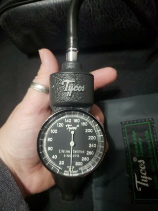 Vintage Tycos/Welch Allyn Blood Pressure Sphygmomanometer W/Child Cuff & Case 2