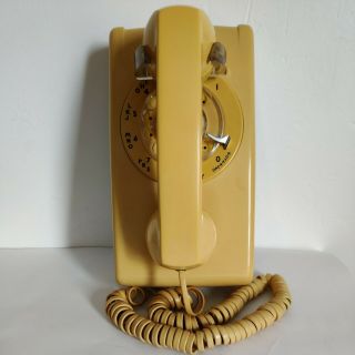 Vintage Rotary Wall Phone At&t Harvest Gold.  Looks Great