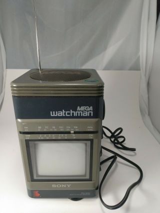 Sony Mega Watchman Fd - 510 Portable B&w Tv Fm/am Radio Vintage