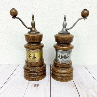 Vintage W.  Germany Zassenhaus Salt & Pepper Mill Grinder Shaker Handle Crank Set