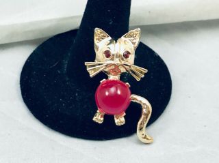 Vtg.  Pink Jelly Belly Cabochon & Gold Tone Kitty Cat Brooch