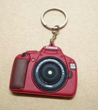 Vintage Japan Canon Camera Eos1100d Brown Red Rubber Keychain Keyring (b448)